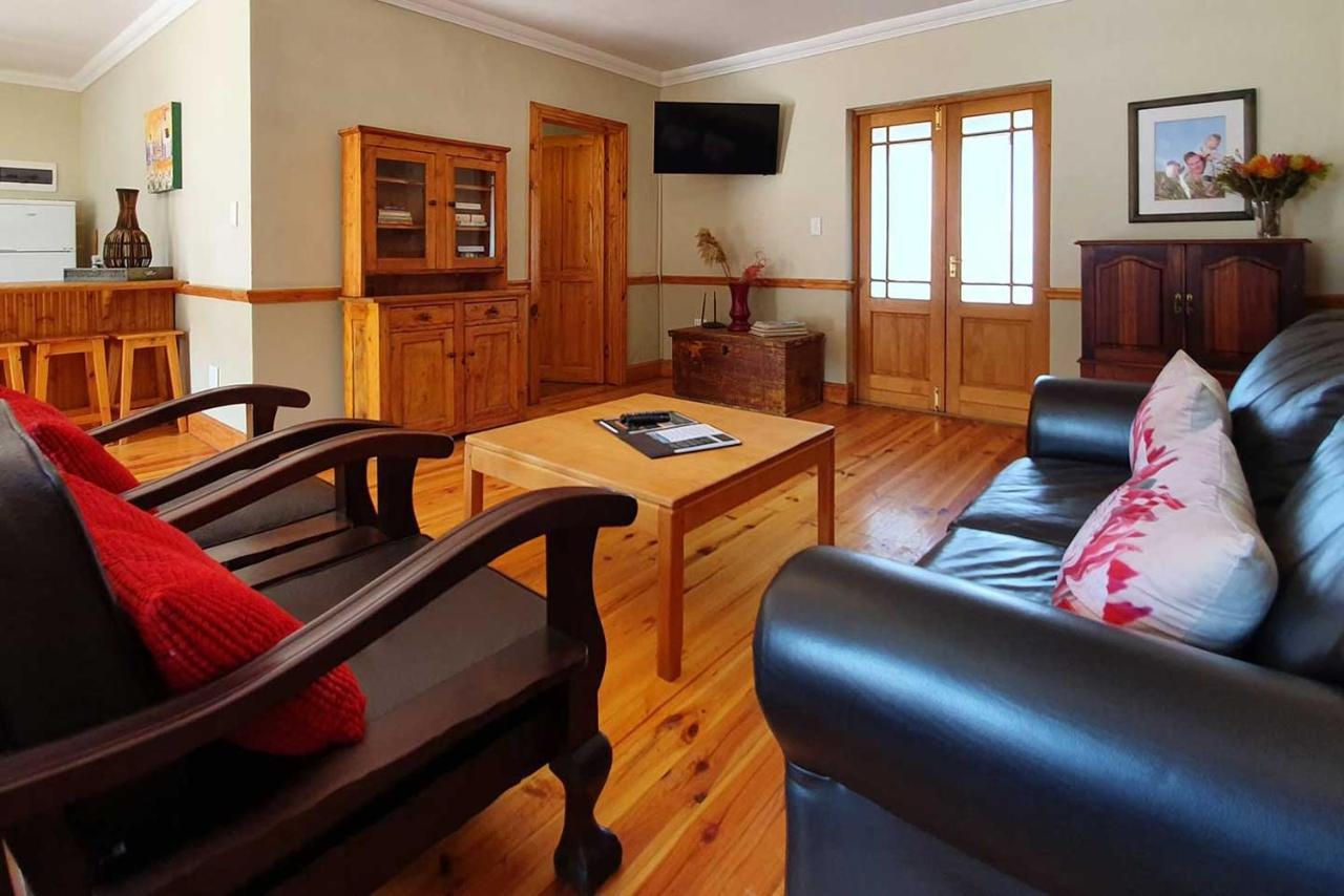 Berluda Farmhouse And Cottages เอาท์สโฮร์น ภายนอก รูปภาพ